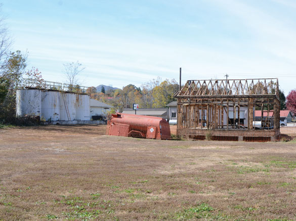 Smoky Mountain News – Like a good neighbor: LTLT to clean up Duncan Oil site this winter